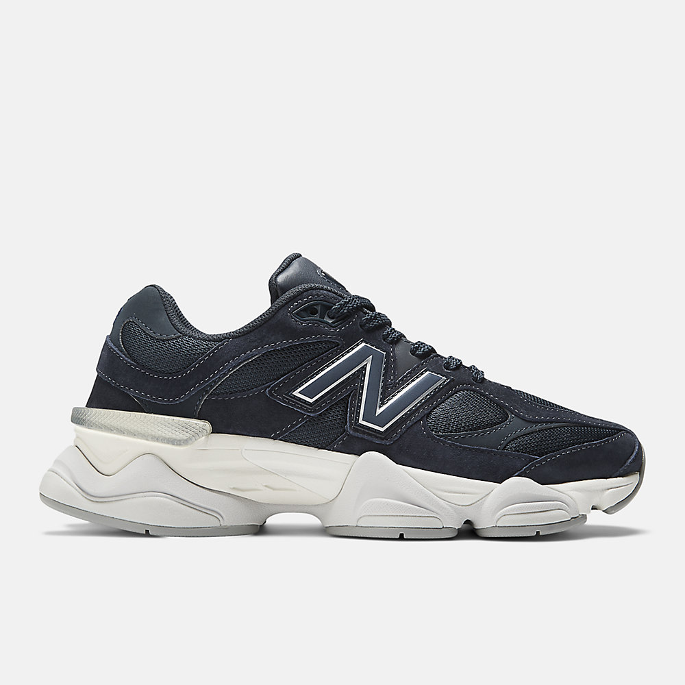 New Balance 9060 Shoes Eclipse with NB Navy and Black